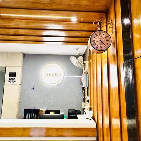 Hotel Megha Inn 勒克瑙 外观 照片