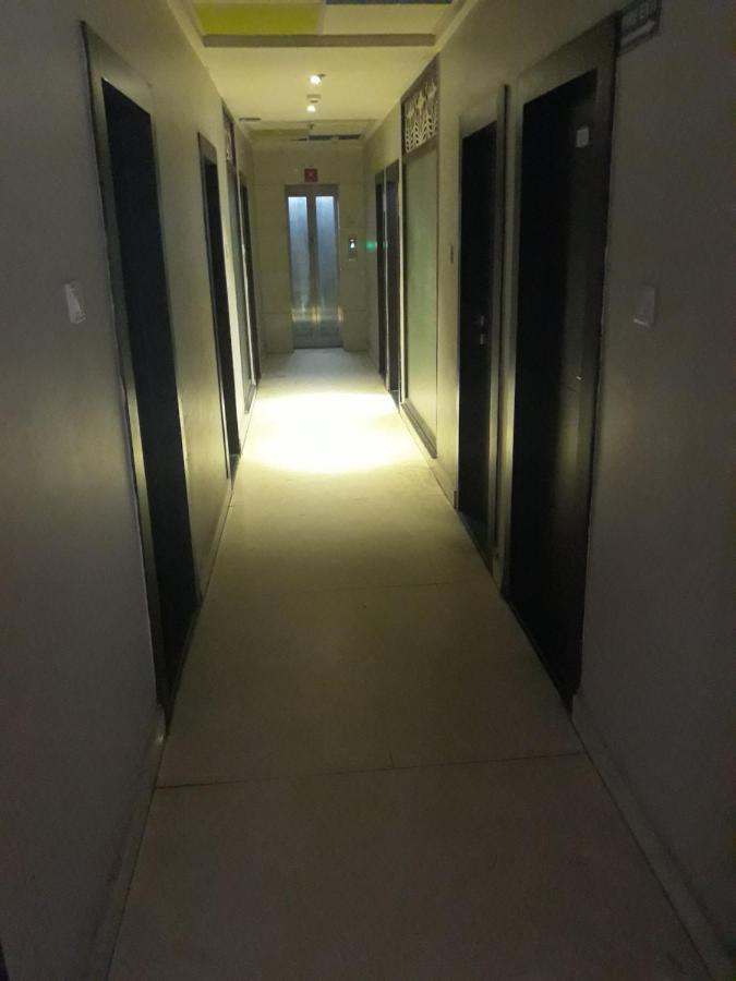 Hotel Megha Inn 勒克瑙 外观 照片
